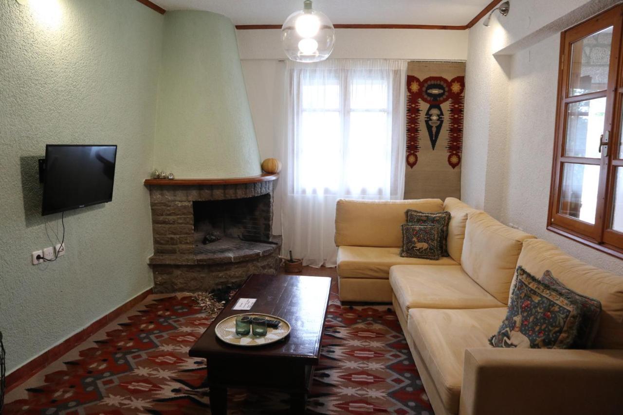 Dimos Suite Арахова Экстерьер фото