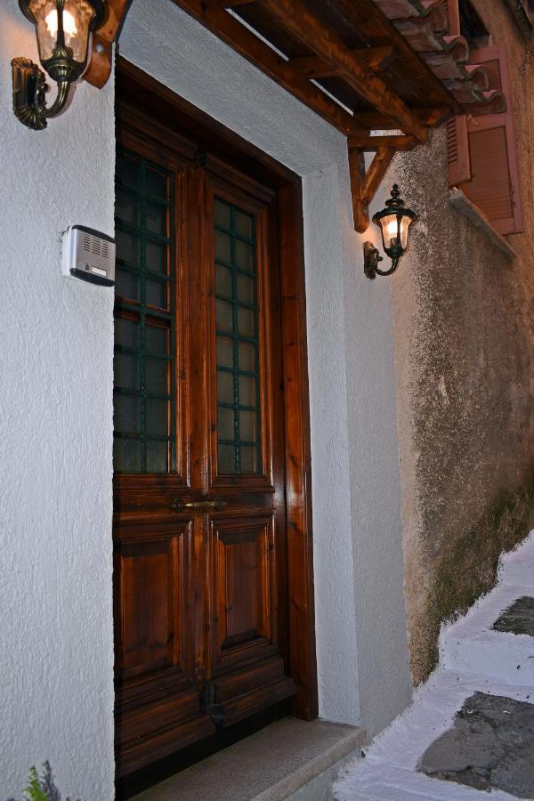 Dimos Suite Арахова Экстерьер фото